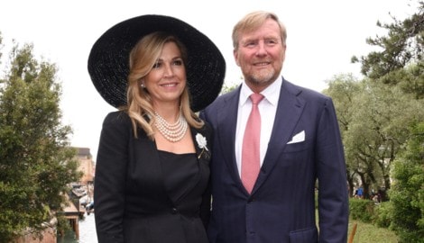 Königin Máxima und König Willem-Alexander besuchten die Biennale in Venedig.