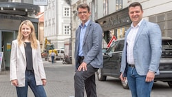 Das NEOS-Spitzentrio Verena Garber, Philipp Pointner und Alexis Pascuttini
