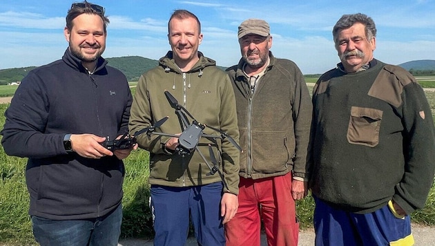 Thomas Ranits, Mario Markl, Johann Szeliansky und Josef Roth nach getaner Arbeit. Diesmal wurde ...