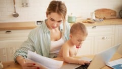 Webinar: FEM.A unterstützt alleinerziehende Mütter mit Finanzkompetenz.
