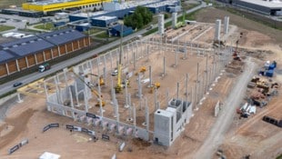 Hier im Ennshafen entsteht auf 6900 Quadratmetern das erste Verteilzentrum von Amazon in ...