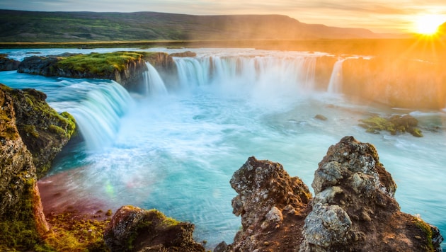 Der „Megawasserfall“ führte so viel Material mit, dass sich unterhalb eine mehr als 800 Meter ...