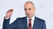 IHS-Chef Holger Bonin plädiert für eine offene Diskussion zum Erwerb der Staatsbürgerschaft.