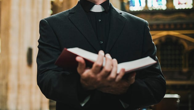Ein Pastor aus Hamburg soll einen 15-Jährigen mehrfach missbraucht haben.
