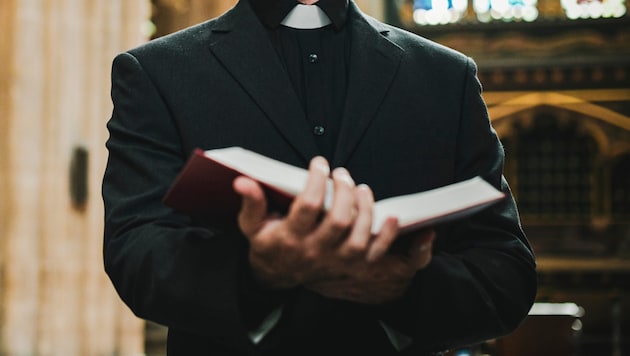 Ein Pastor aus Hamburg soll einen 15-Jährigen mehrfach missbraucht haben.