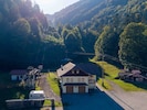Künftig soll der Lift in Hintersee vor allem vom Sommerbetrieb leben. Neben dem Sessellift sind ...
