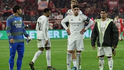 Federico Valverde (mitte) landete nach einem Trainingsstreit im Krankenhaus.
