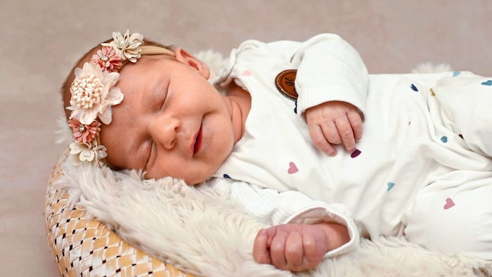 Herzige kleine Eva