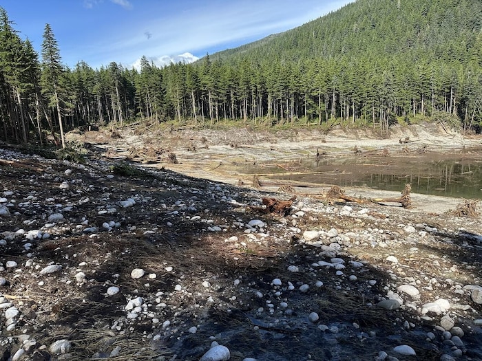 Wie Bilder von vor Ort zeigen, war das Ausmaß des Naturereignisses tatsächlich gigantisch.