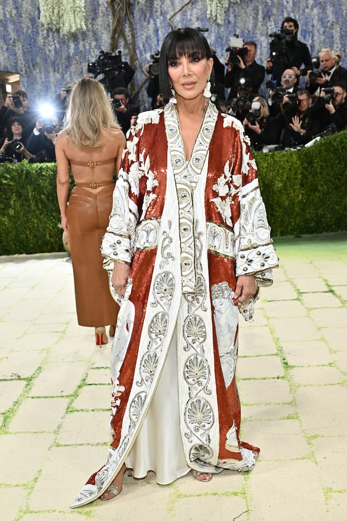 Kris Jenner präsentierte auf der Met-Gala Anfang der Woche ihren jugendlichen Look. In einem ...