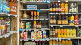 Sollen zuckergesüßte Getränke bald höher besteuert werden?