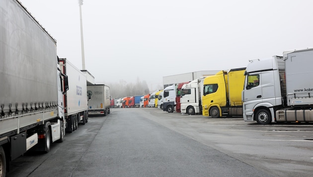 Die beiden Männer gerieten auf einem Parkplatz in Streit.
