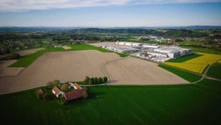Der Wirtschaftspark in Reichersberg umfasst 32 Hektar. Auf 22 Hektar davon wollte sich Amazon ...