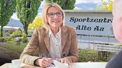 Stockeraus Bürgermeisterin Andrea Völkl im Gesprächüber das neue Weinviertel-Klinikum Süd und ...