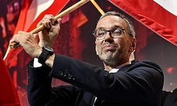 FPÖ-Chef Herbert Kickl attestiert der Europäischen Union eine gezielte „Salamitaktik“, mit der ...