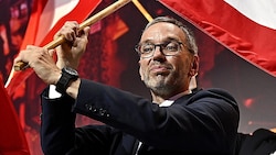 FPÖ-Chef Herbert Kickl attestiert der Europäischen Union eine gezielte „Salamitaktik“, mit der ...