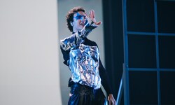 Cosmó bei seiner ersten Probe auf der großen ESC-Bühne in der Wiener Stadthalle.