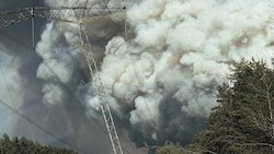 Nach einem Drohnenabsturz lodert in Tschernobyl ein großer Waldbrand.