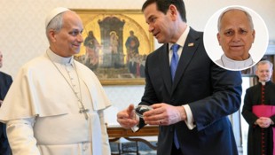 Marco Rubio überreichte dem Papst bei ihrem Treffen einen Kristallfußball.