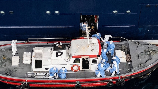 Gesundheitspersonal beim Kreuzfahrtschiff „MV Hondius“, auf dem das Hantavirus ausgebrochen ist