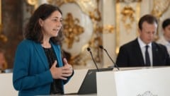 Wer wusste vom LKH-Gutachten? Sandra Krautwaschl stellt Karlheinz Kornhäusl Fragen.