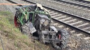 Das Wrack wurde von einem Railjet erfasst.