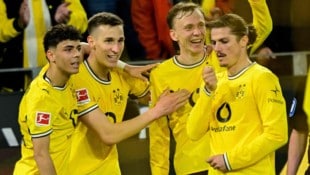 Marcel Sabitzer feiert mit dem BVB.