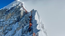 Bis zum Freitag wurden nach Angaben des Tourismus- und Kulturministeriums in Kathmandu 492 ...