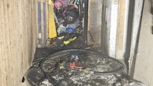 Der Keller musste nach den Löscharbeiten komplett ausgeräumt werden.