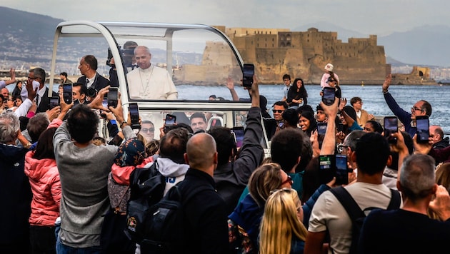 Papst Leo XIV. besucht derzeit Neapel und Pompeji.