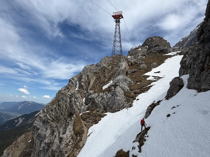 TikTok-Einsatz für die Bergrettung unterhalb der Tiroler Zugspitzbahn.