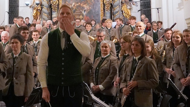 Stefan Stegfellner bei einem Kirchenkonzert in Niederzirking