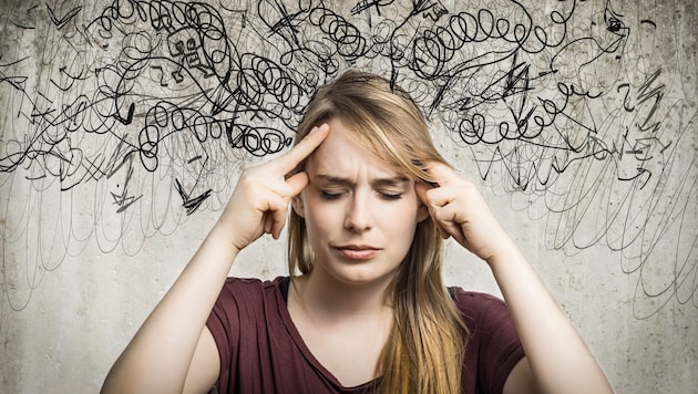 Unter mentaler Last versteht man unsichtbare Denkarbeit hinter alltäglichen Aufgaben.