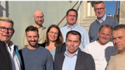 Die Vorstandsmitglieder des Vereins mit Pulkaus Bürgermeister Leo Ramharter (ganz rechts).