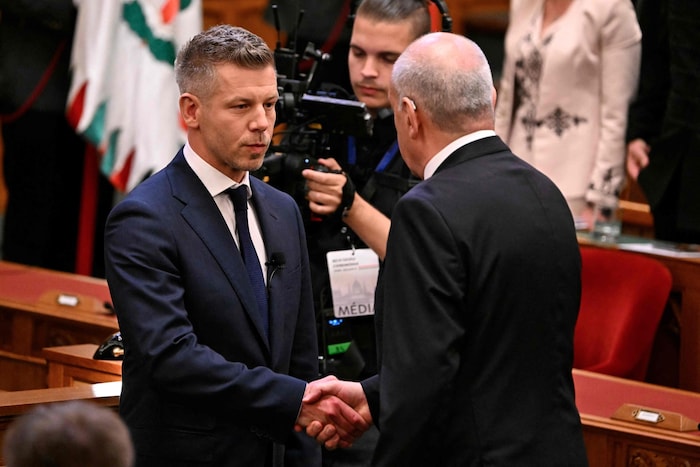 Pèter Magyar ist jetzt neuer ungarischer Regierungschef.