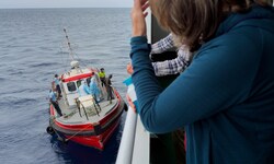 Die Passagiere auf der MV Hondius warten auf Evakuierung ...