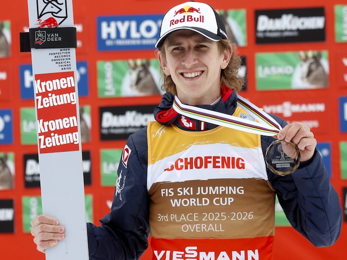 Skisprung-Ass Daniel Tschofenig ist Dögls Klubkollege und auch ihr Vorbild.