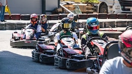 Ordentlich zur Sache geht’s bei der „Kart Trophy“. 52 Teams gehen an den Start. 