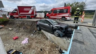 Die Beifahrerin wurde lebensbedrohlich verletzt.