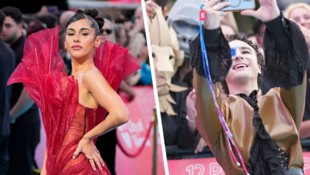 Sarah Engels war in ihrem feurigen Dress im Stile von Katniss Everdeen eindeutig ein Blickfang ...