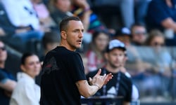 Red Bull Salzburgs Trainer Daniel Beichler.
