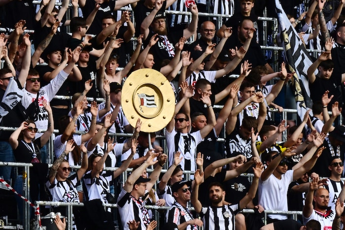 Die LASK-Fans dürfen weiter vom Meistertitel träumen.