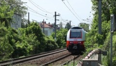 Der Ausbau der fünf Kilometer langen Strecke wurde durch Einsprüche vor Gericht jahrelang immer ...