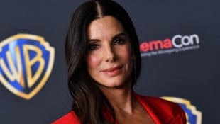 Sandra Bullock teilte zum Muttertag eine berührende Nachricht.