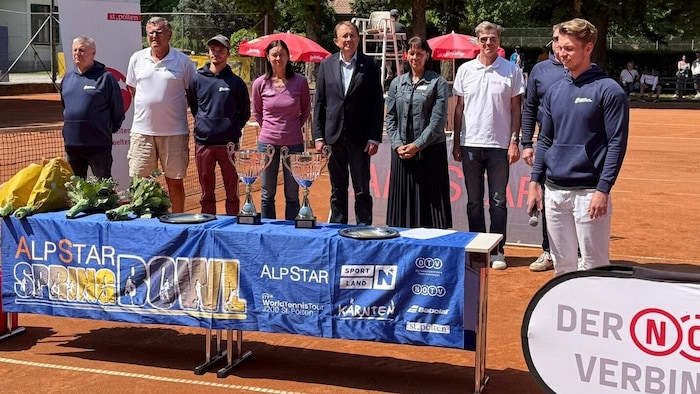 Siegerehrung mit Bürgermeister Matthias Stadler und Co.