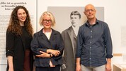 In der Rilke-Schau: Sarah Püringer und Petra-Maria Dallinger, beide vom StifterHaus sowie ...