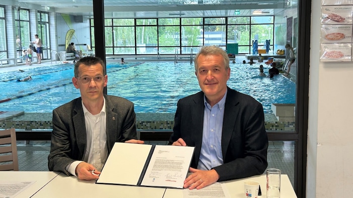 Teix und Rudischer fordern Bildungsminister Christoph Wiederkehr dazu auf, Gemeinden mit ...