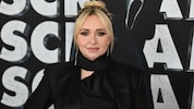 Hayden Panettiere packt aus: Mit 18 wurde sie einem „nackten, sehr berühmten“ Mann auf einer ...