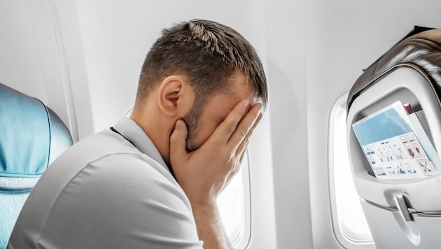 Rund jeder Sechste kämpft beim Fliegen mit deutlicher Anspannung und viele weitere fühlen sich ...