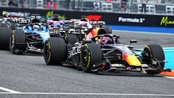 Max Verstappen soll ein großes Thema bei McLaren sein. 